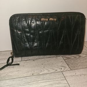 Authentic Miu Miu Long Zip up Wallet Black Gold Used Lambskin Leather